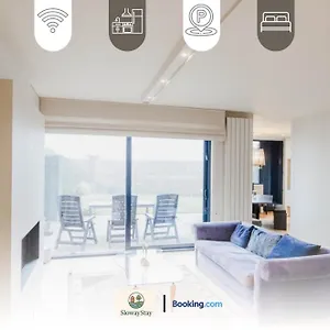 Elegant One Bedroom With Sea Views & Pool By Slowaystay Serviced & Short Lets Appartement